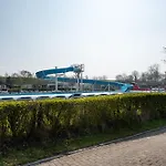 Chalet Zeeuws Genieten In Baarland, Zeeland